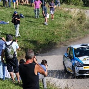 LUCA ROSSETTI IPOTECA IL TITOLO DEL TROFEO CLIO R3T PRODUZIONE