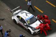 Il Titolo si allontana per Yvan Muller