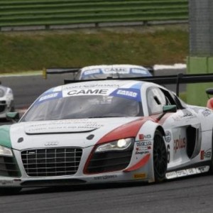 Vallelunga prima illude ma poi delude i piloti Audi Sport Italia nel GT3 Italiano