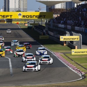 Cina: José María López e Yvan Muller gli eroi della Citroën