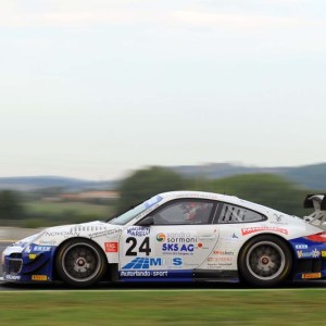 Weekend difficile a Vallelunga per Joel Camathias nel Campionato italiano GT