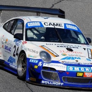 WEEKEND IN CHIAROSCURO PER L’AUTORLANDO ­SPORT A VALLELUNGA NEL GT