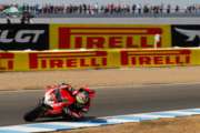 Davies torna al successo davanti alle Aprilia ufficiali in gara 2
