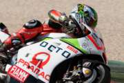 Yonny torna a festeggiare la TOP 10. Petrux cade dopo 10 giri entusiasmanti