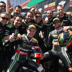 Uno sguardo al passato: le pietre miliari di Kawasaki