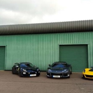 I PILOTI LOTUS CUP ITALIA IN VISITA ALLA SEDE DI HETHEL