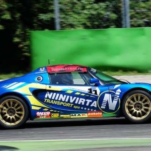 NESPOLI E AGGRESSIVE TEAM I CAMPIONI LOTUS CUP ITALIA 2015