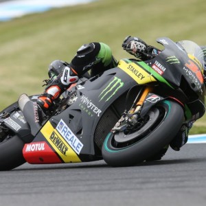 Smith gets the battle underway at Phillip Island