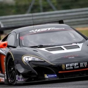 FFF Racing Team by ACM a Macao con tre McLaren 650S