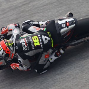 MOTOGP - APRILIA, PRIMI DUE TURNI DI PROVE SULL'IMPEGNATIVO CIRCUITO DI SEPANG BRADL: VENERDI' DECISAMENTE PIU' POSITIVO RISPETTO A PHILLIP ISLAND BAUTISTA: DEVO PROGREDIRE GIA' DA DOMANI