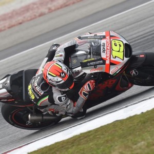 APRILIA, MIGLIOR GARA DELLA STAGIONE CON STEFAN BRADL DECIMO. A PUNTI ANCHE ALVARO BAUTISTA ROMANO ALBESIANO: "SIAMO CRESCIUTI E POSSIAMO GUARDARE CON FIDUCIA ALLA PROSSIMA STAGIONE"