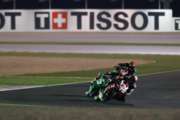 Gara 1 spettacolare in Qatar: Torres vince davanti a Rea