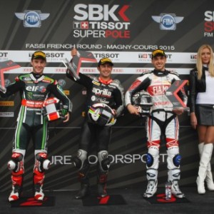 Canepa in prima fila, scivolano anche Davies, Guintoli e Sykes