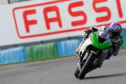 Sofuoglu detta il passo nella prima giornata a Magny-Cours