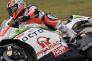 Petrux inizia bene a Sepang e conquista la Top 10. Yonny deve migliorare (18°)