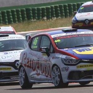 IN CINQUE PER IL TITOLO DELLA CLIO CUP ITALIA NEL GRAN FINALE DI ADRIA