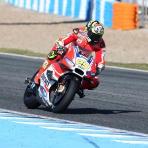 Iannone: "Mi piace il comportamento delle Michelin"