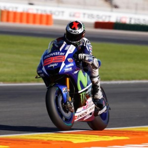 A Lorenzo l’ultima pole del 2015