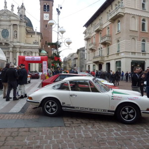 SONO 47 I CONCORRENTI AL VIA DELLA 2° RIEVOCAZIONE STORICA DEL RALLY ACI VARESE