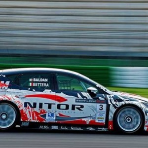Sergio e Fabian Peroni sulla Leon Cup Racer della MM Motorsport nella Endurance 2.0