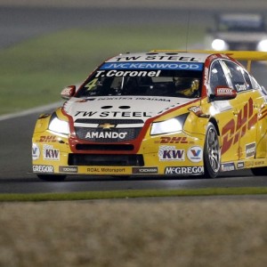 Tom Coronel: “Tradito da una perdita d’olio”