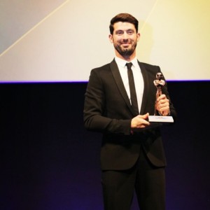 Un premio speciale per José María López
