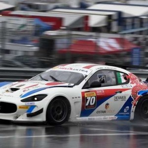 AD ABU DHABI PER LA REDRAGON MOTORSPORT FINALE DI STAGIONE CON SERNAGIOTTO E SMURRA
