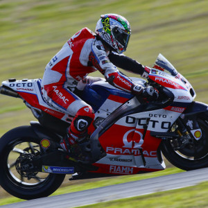 Petrux stupisce di nuovo: 1° all'esordio nei test in Australia. Bene anche Scott che chiude 4°