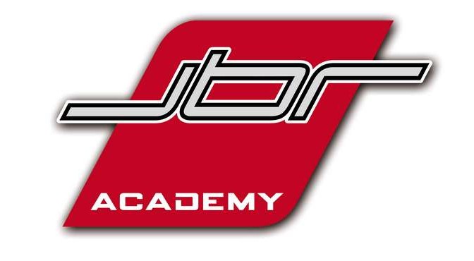 Academy_1802-672x370