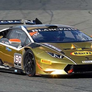 CARLOTTA FEDELI SCOPRE LA HURACÁN DEL TEAM RATON RACING