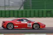 DUELL RACE SCHIERA DUE FERRARI 458 ITALIA NELLA CLASSE GT CUP