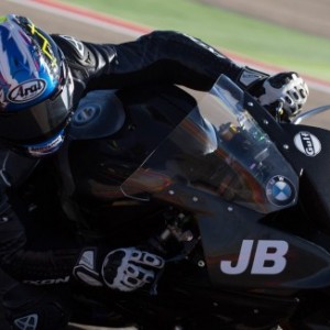 Milwaukee BMW migliora nei test di Aragon