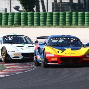LOTUS CUP ITALIA UFFICIALIZZA LA PARTNERSHIP CON PIRELLI PER LA STAGIONE AGONISTICA 2016