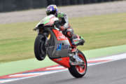 LE APRILIA RS-GP DI BRADL E BAUTISTA IN SESTA E SETTIMA FILA NEL GP DI ARGENTINA