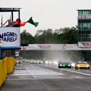 Aci Racing Week end: dopo l'Audi, vittoria Ferrari nel Super GT3