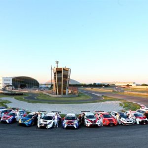 TRA MENO DI UN'ORA DA ADRIA LA PRIMA GARA STAGIONALE PER IL NUOVO CAMPIONATO ITALIANO TURISMO.