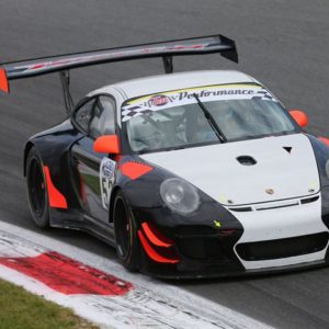 KRYPTON MOTORSPORT AD IMOLA CON PORSCHE 911 GT3R E LA NUOVA CAYMAN GT4 CLUBSPORT PER BIANCO-DE CASTRO NEL NEONATO TROFEO MONOMARCA