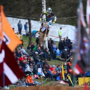 Valentin dans le top dix MXGP