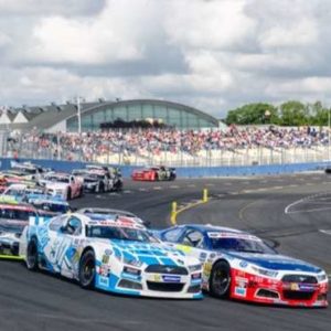 NASCAR Whelen Euro Series – ELITE 2 RACE 2 “TOURS EVENEMENTS 75″ Longin Ritorna In Victory Lane