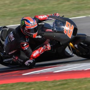 SAM LOWES PER LA PRIMA VOLTA IN SELLA ALLA APRILIA RS-GP