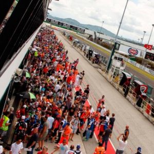 #MisanoWorldSBK: dentro e fuori la pista