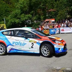 STEFANO ALBERTINI, CON DANILO FAPPANI E LA FORD FIESTA WRC TAMAUTO SI AGGIUDICANO UN 36° RALLY DEL CASENTINO