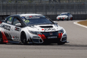 Gianni Morbidelli conclude la fase europea del campionato TCR