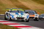 Conquista del podio nella foresta inglese, Brands Hatch!
