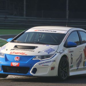 MONZA, LIBERE 2. È ANCORA AKU PELLINEN IL PIÙ VELOCE NELL'ULTIMO ROUND DI CAMPIONATO ITALIANO TURISMO.