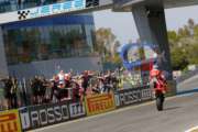 Davies imbattibile a Jerez