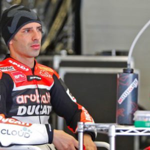 Marco Melandri operato con successo al menisco