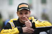 LUCA PANZANI PRONTO A TENERE ALTI I COLORI RENAULT IN OCCASIONE DEL RALLYE MONTE CARLO