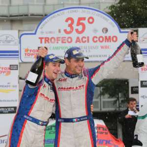 I CAMPIONI TRICOLORI RALLIES PROTAGONISTI DELLA PREMIAZIONE ALLA REGGIA DI CASERTA