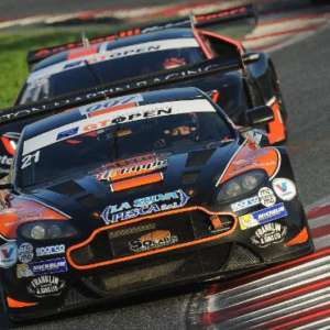 Solaris Motorsport al via dell'International GT Open con Francesco Sini e Mauro Calamia su Aston Martin Vantage GT3